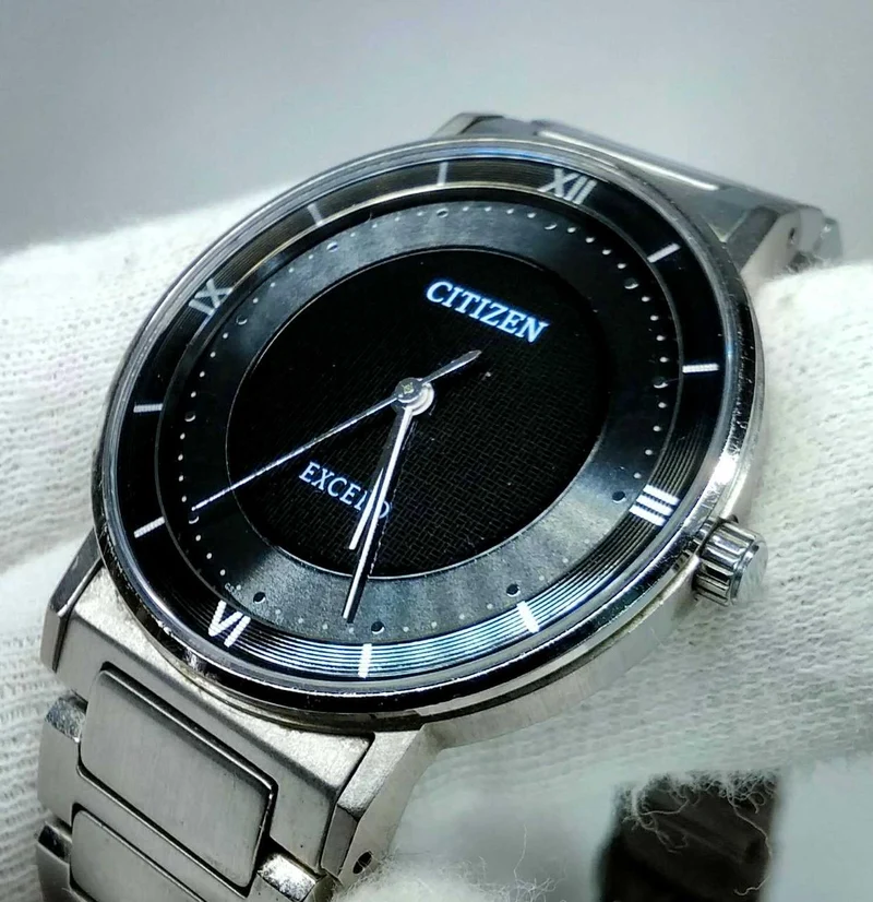 CITIZEN Quarzuhr EXCEED
