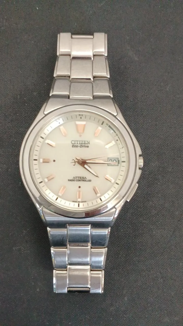 CITIZEN Analog Solar Radio Wave H110-T011331