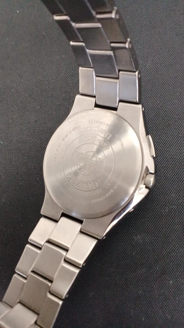 CITIZEN Analog Solar Radio Wave H110-T011331
