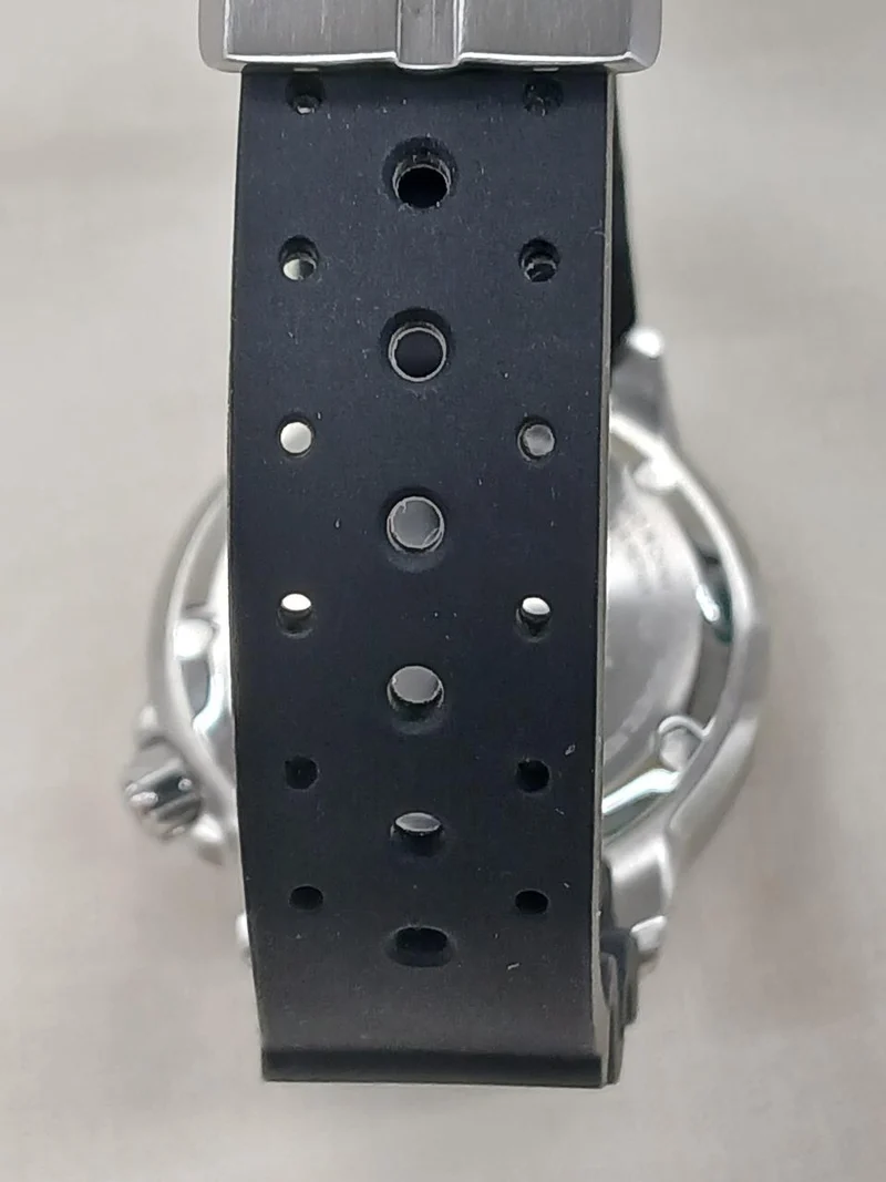 CITIZEN Armbanduhr EO2020-08E