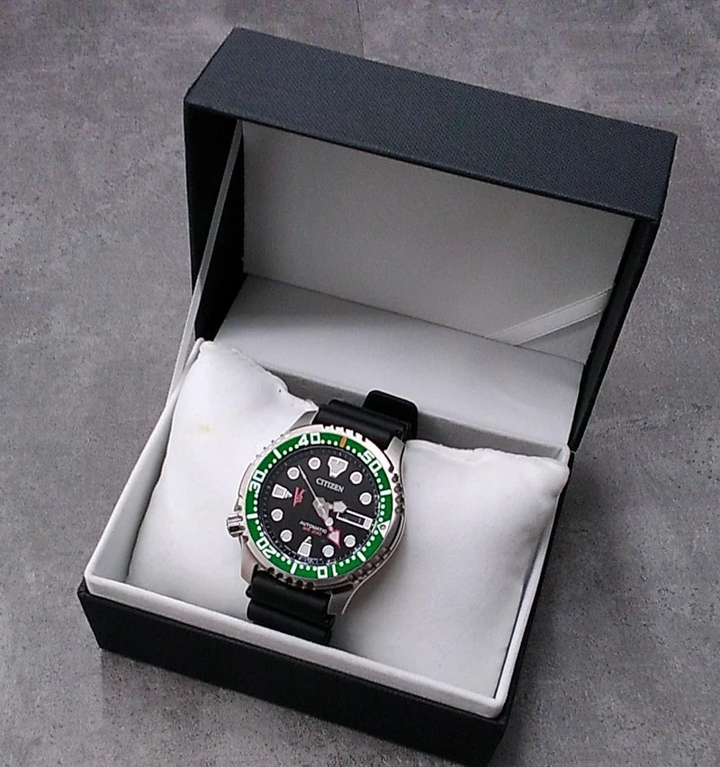 CITIZEN Kamen Rider V3 Armbanduhr GN-4-S