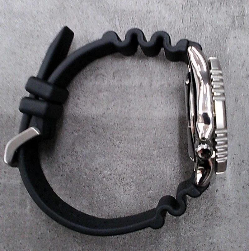 CITIZEN Kamen Rider V3 Armbanduhr GN-4-S