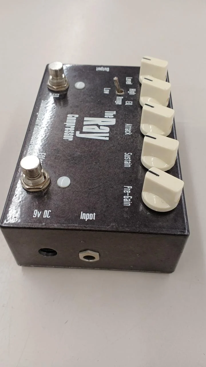 STUDIO DAYDREAM Effektpedal: DER RAY COMPRESSOR
