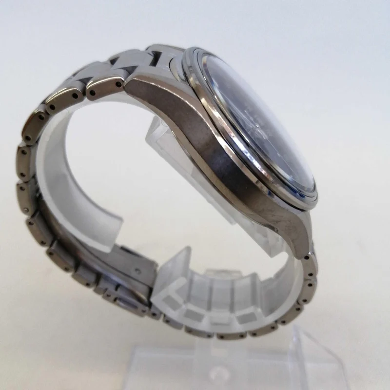 CITIZEN EXCEED ECO-DRIVE BY1020-61L