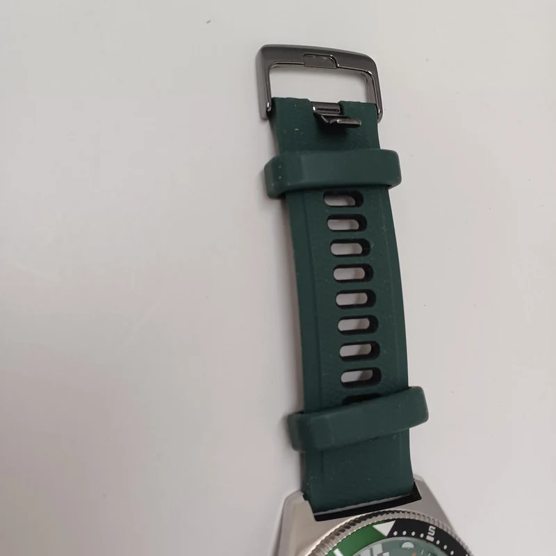 CITIZEN Solar Quartz J810-003PW03