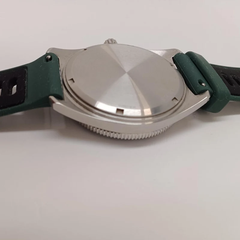 CITIZEN Solar Quartz J810-003PW03