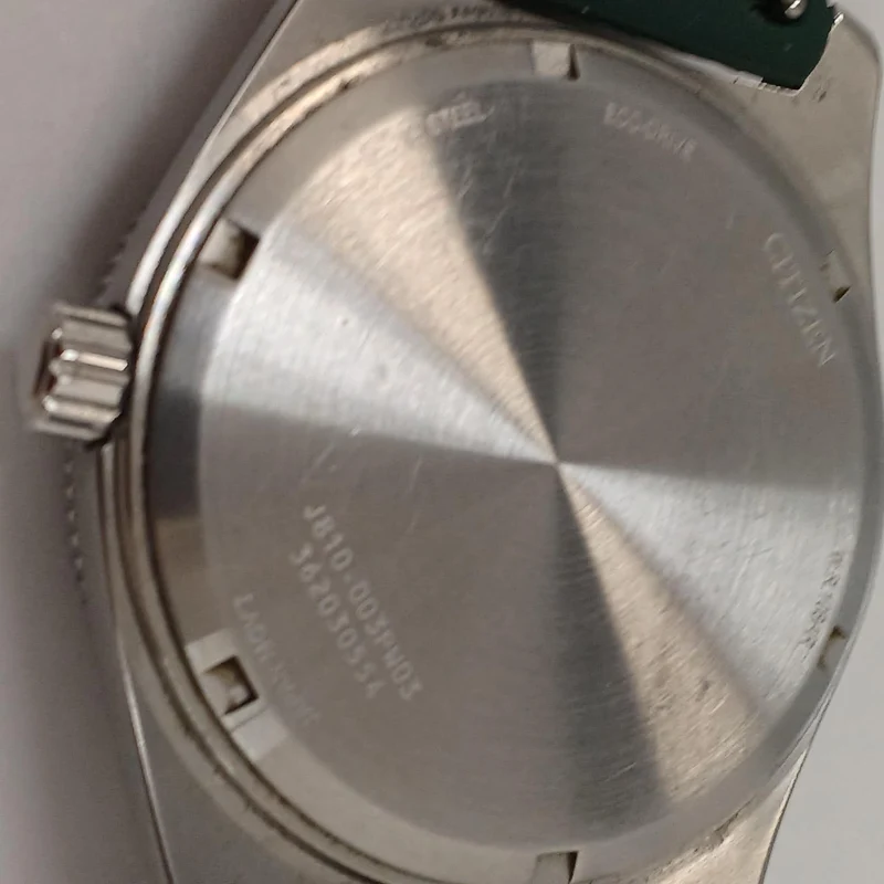CITIZEN Solar Quartz J810-003PW03