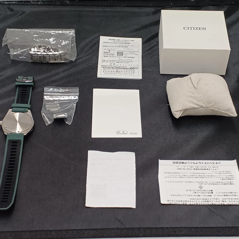 CITIZEN Solar Quartz J810-003PW03