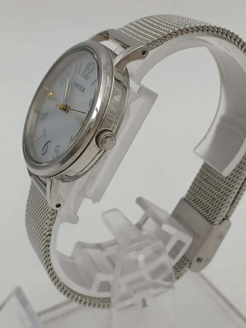 CITIZEN WICCA Solar-Quarz-Armbanduhr E031-R011880