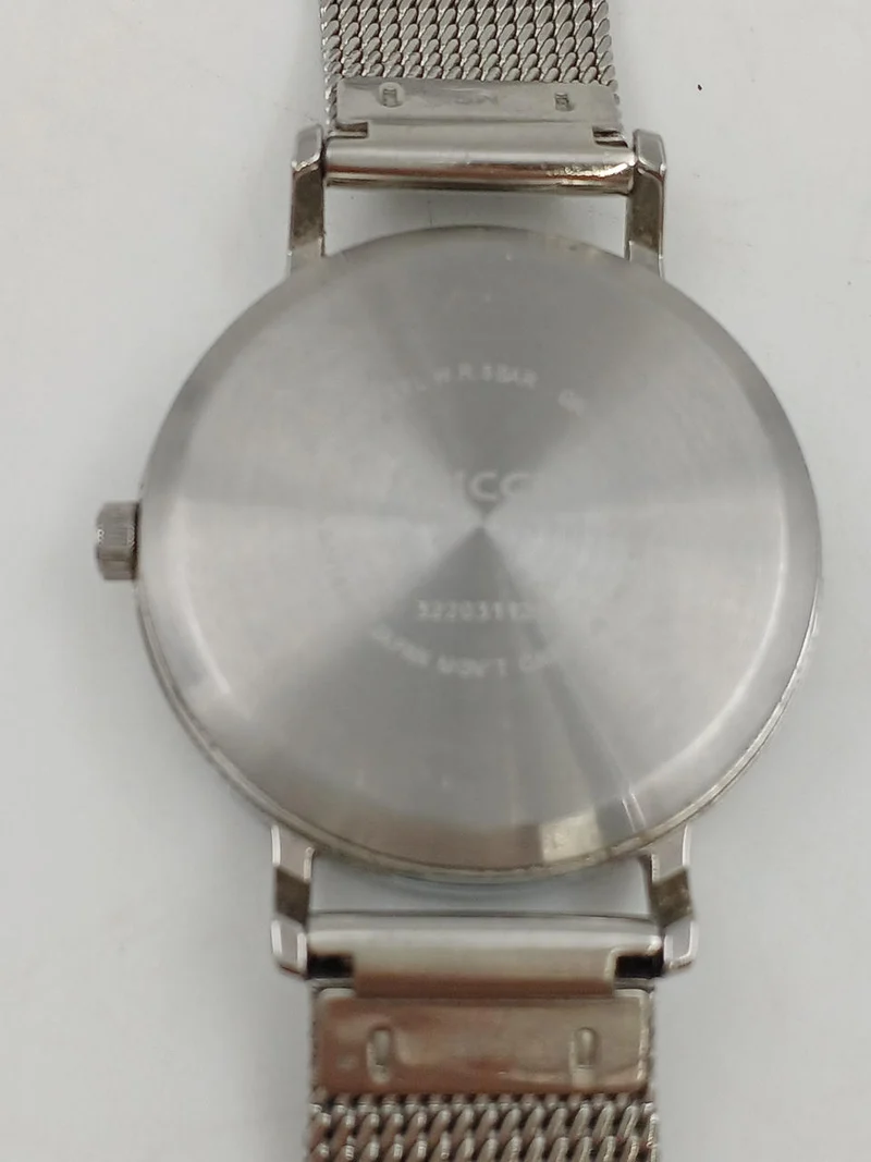CITIZEN WICCA Solar-Quarz-Armbanduhr E031-R011880