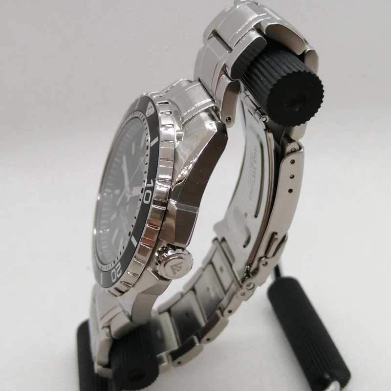 CITIZEN Solar-Taucheruhr E168-S111501