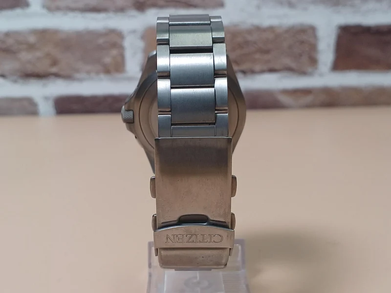 CITIZEN Armbanduhr H100-R014731