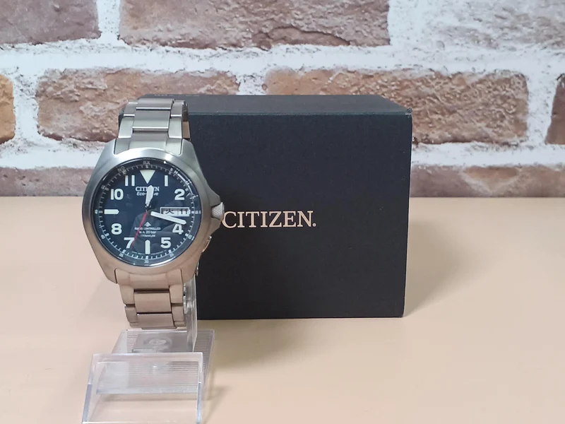 CITIZEN Armbanduhr H100-R014731