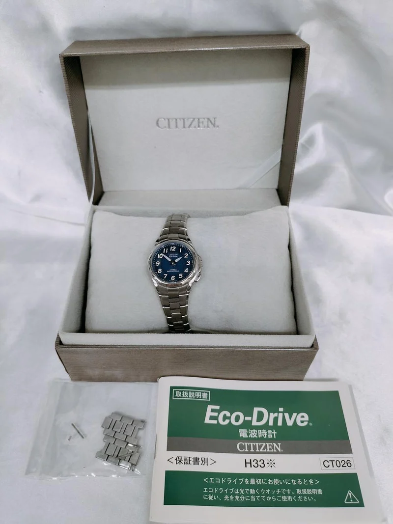 CITIZEN Atessa Eco-Drive Funkgesteuerte Uhr H330-T010440