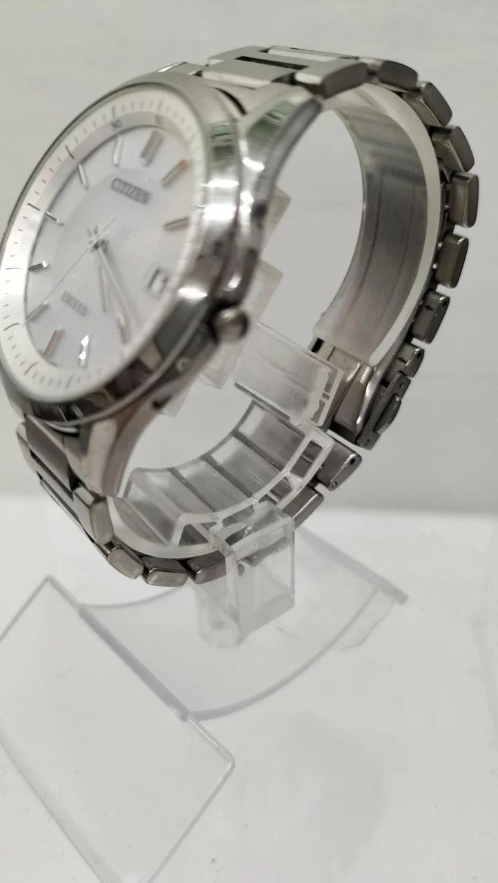 CITIZEN Armbanduhr (Funkuhr) H110-T020011