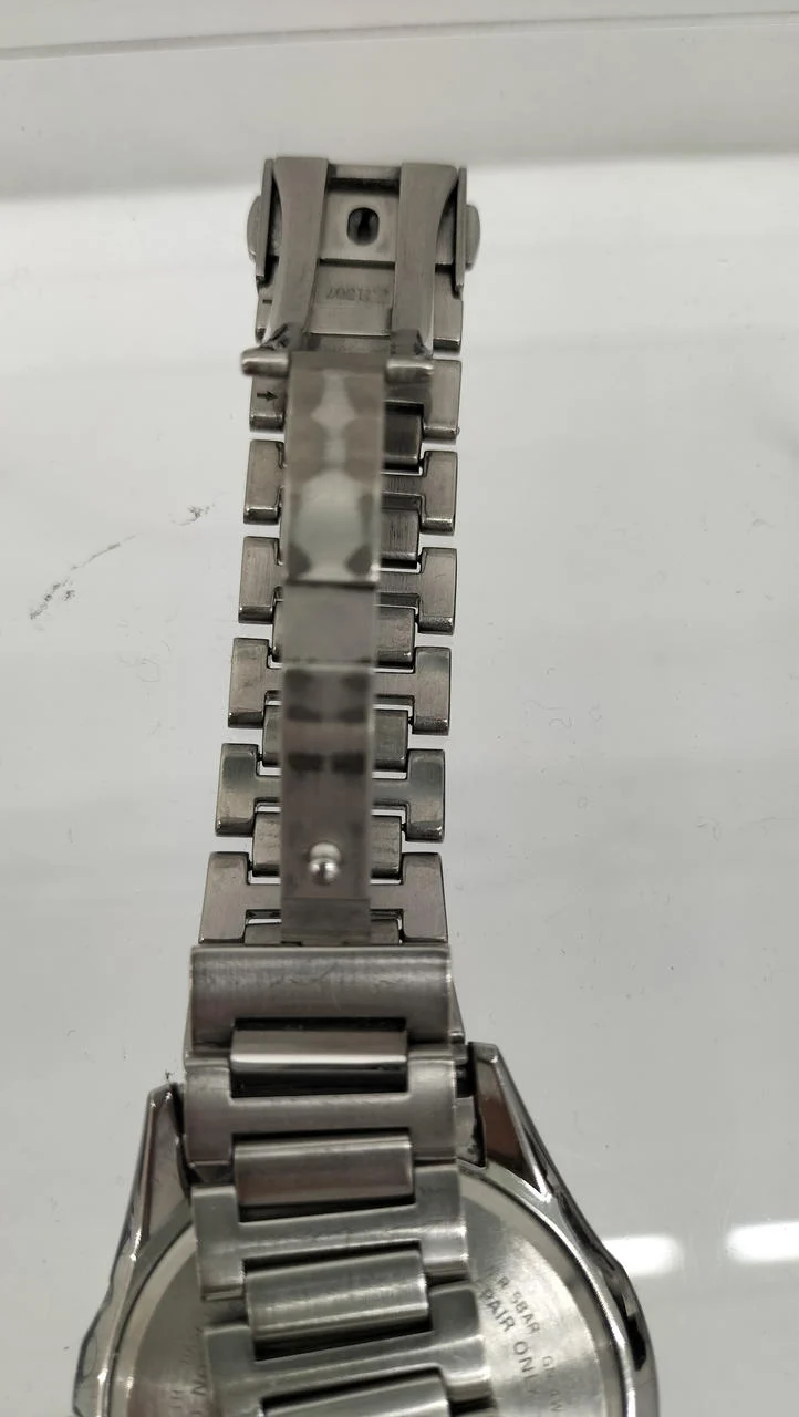 CITIZEN Armbanduhr (Funkuhr) H110-T020011