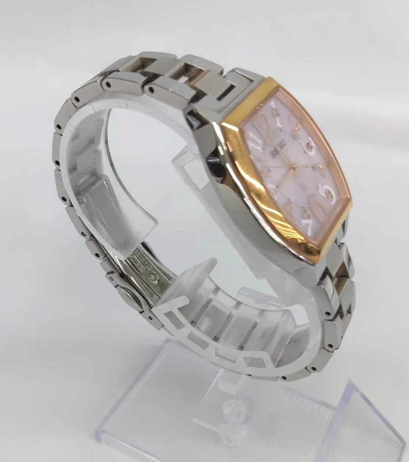 SEIKO Solar-Funkarmbanduhr 3B51-0AE0