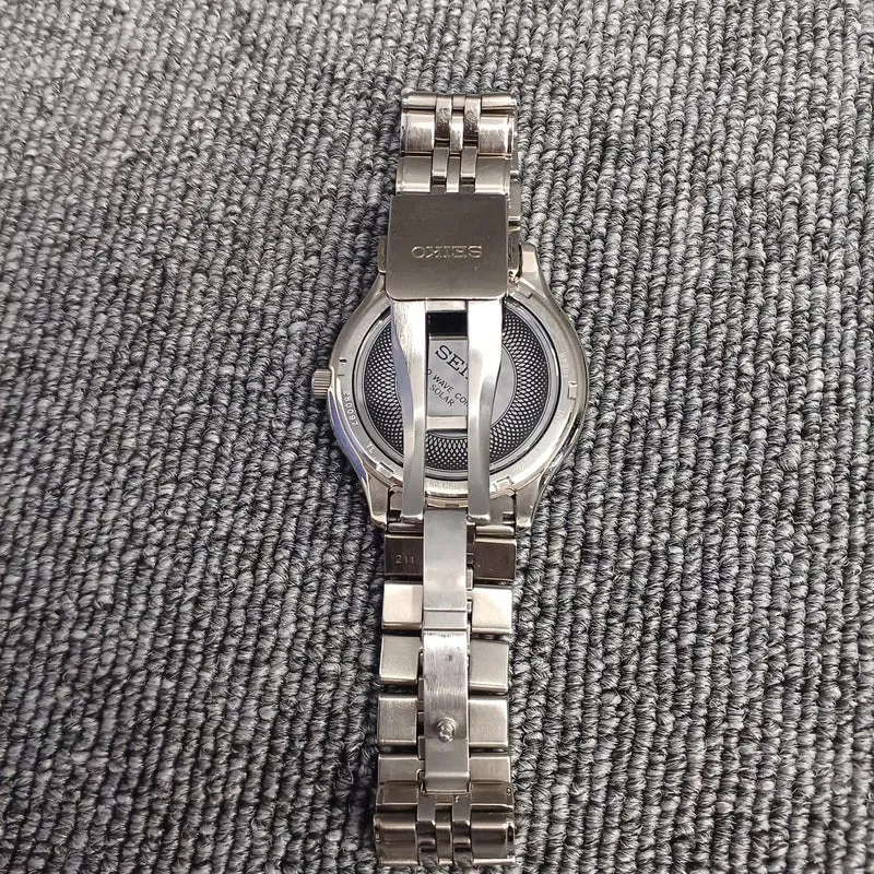 SEIKO Funkgesteuerte Solar-Armbanduhr DOLCE