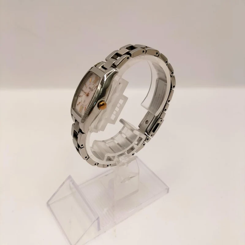 SEIKO LK Armbanduhr Solar V117-0DK0