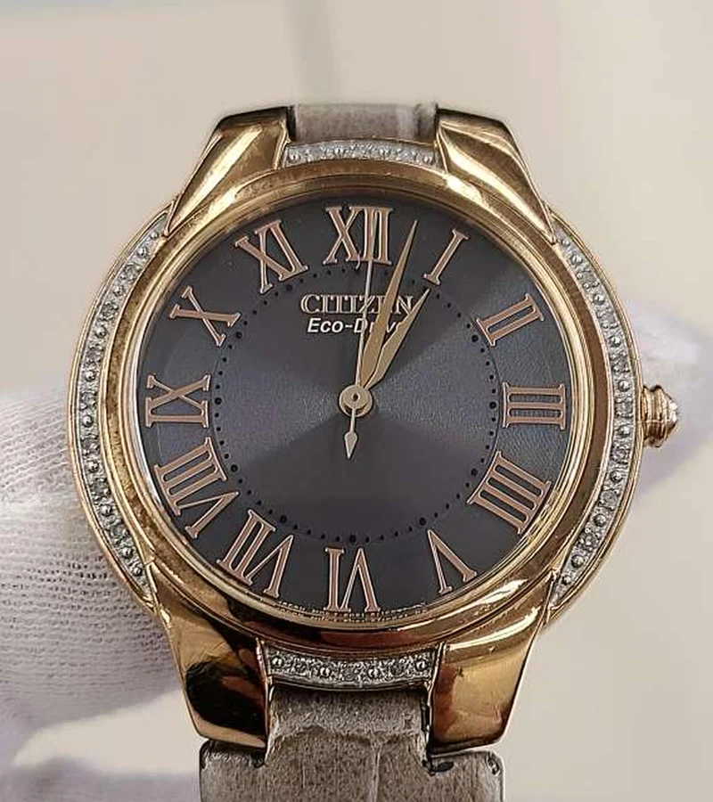 CITIZEN Eco-Drive Lünette Diamant E031-S080509