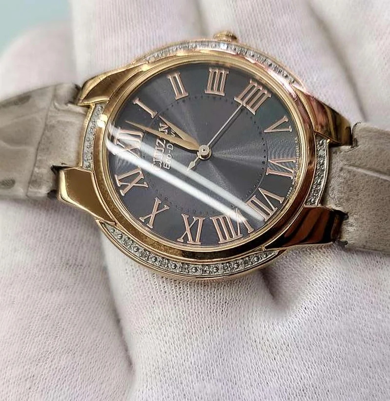 CITIZEN Eco-Drive Lünette Diamant E031-S080509
