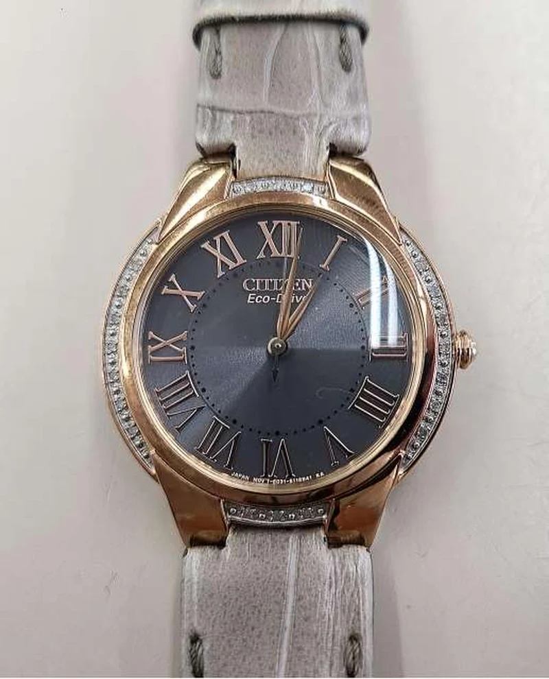 CITIZEN Eco-Drive Lünette Diamant E031-S080509
