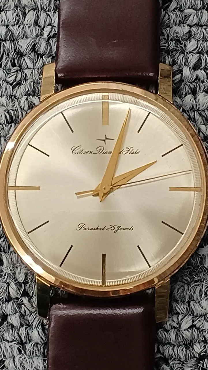 CITIZEN Armbanduhr mit Handaufzug und Diamant-Flake F15701