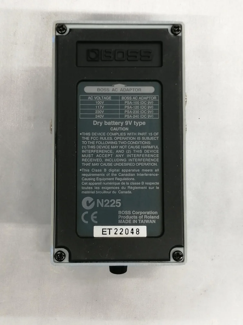 BOSS Effektpedal: CEB-3