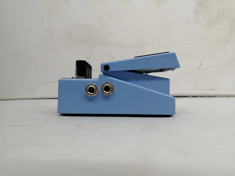 BOSS Effektpedal: CEB-3