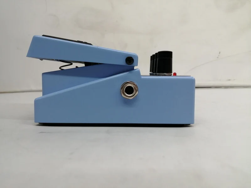 BOSS Effektpedal: CEB-3