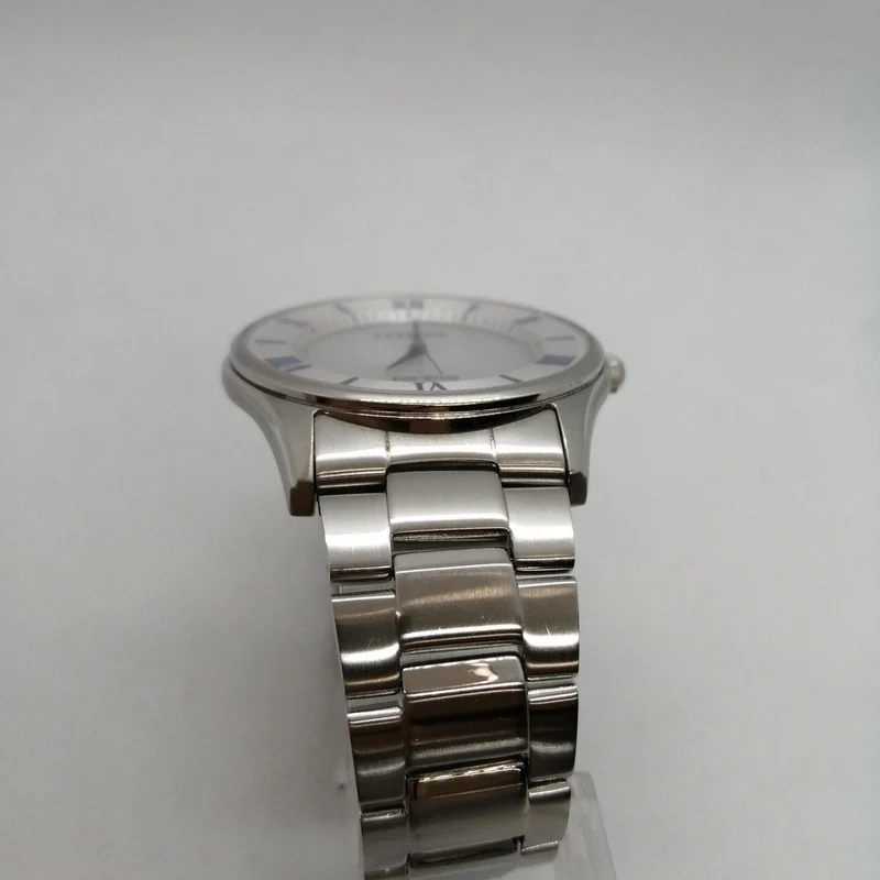 CITIZEN Solar-Armbanduhr E031-S103720