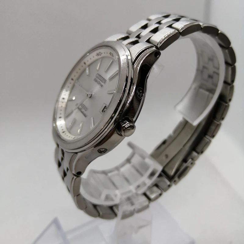 CITIZEN Funkgesteuerte Solar-Armbanduhr H111-T013627