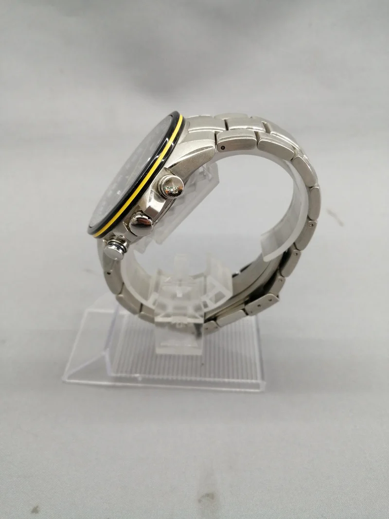 [SCHROTT] CITIZEN Quarz-Armbanduhr H800-S081157