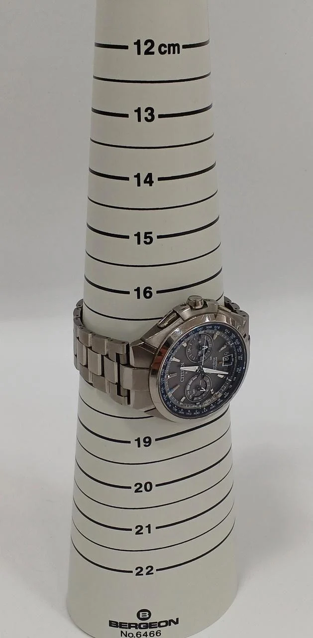 CITIZEN Solar-Funkarmbanduhr Eco-Drive C1080-56E H950-S094721 Silber