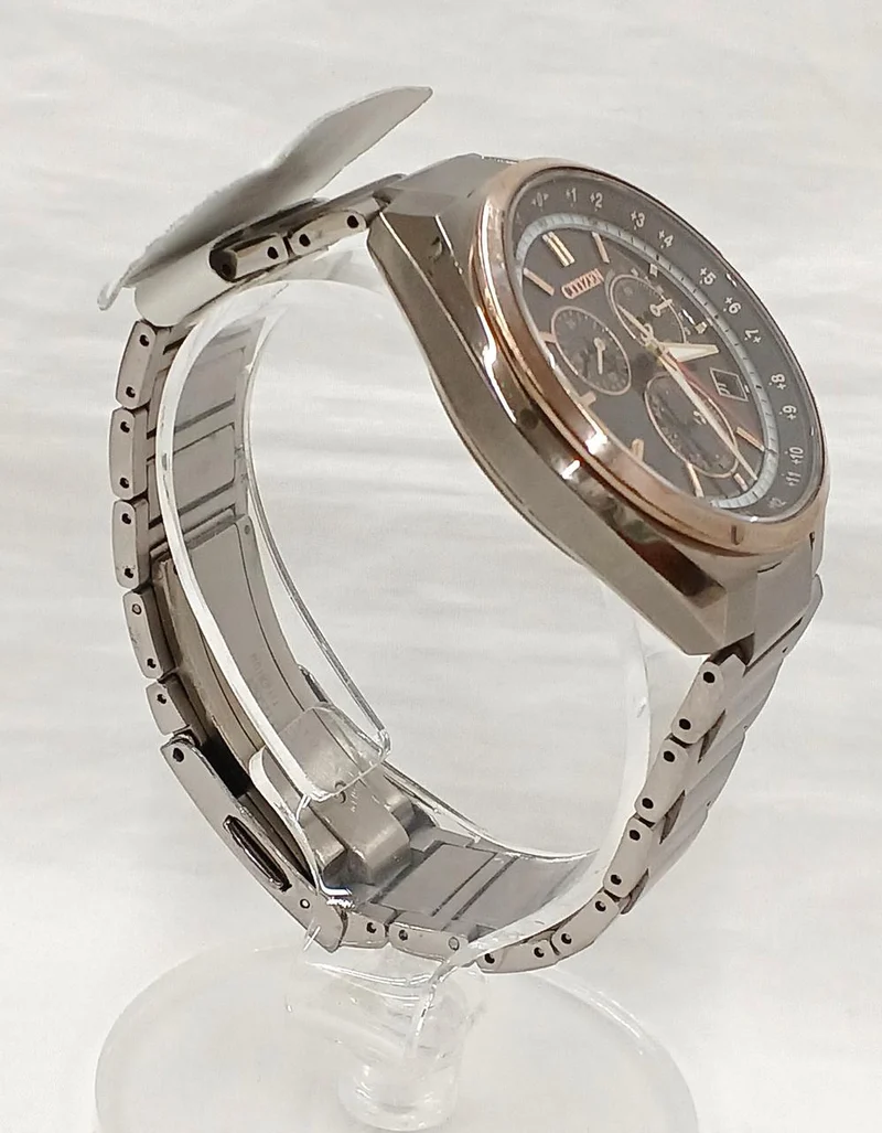 CITIZEN Eco-Drive Funk-Armbanduhr CB5044-62E