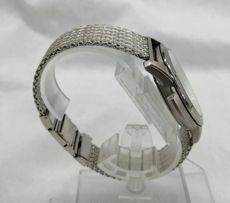 CITIZEN Quarz-Analog-Armbanduhr H110-T00949425TA