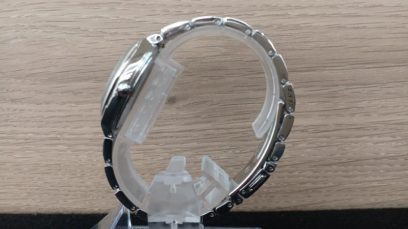 CITIZEN WICCA Solaruhr 9N1050099