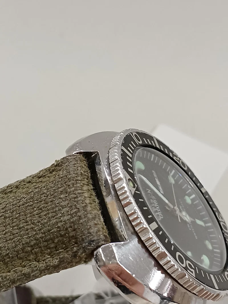 CITIZEN Kristron Taucheruhr Quarz 4-732308