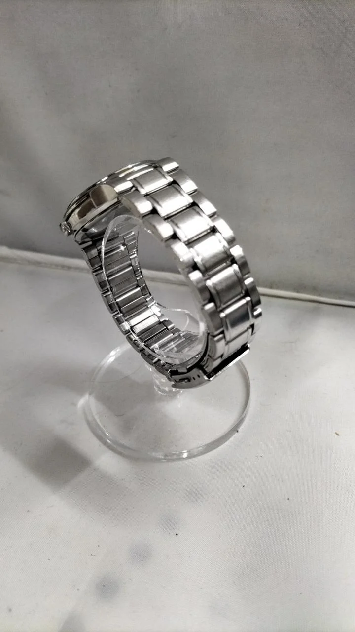 CITIZEN Analog Quartz E111-S027161