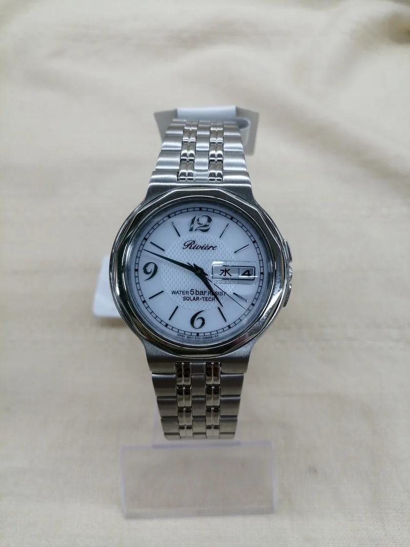 CITIZEN Solar-Armbanduhr E101-S058147