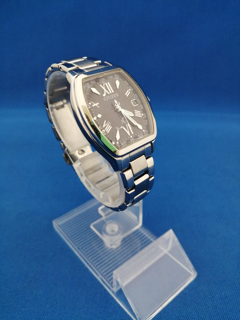 CITIZEN Eco-Drive H240-T021573
