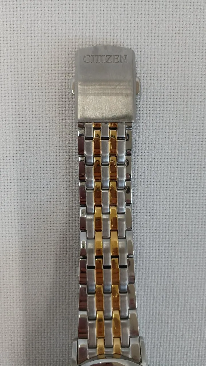 CITIZEN Solar-Funkuhr E111-S067901