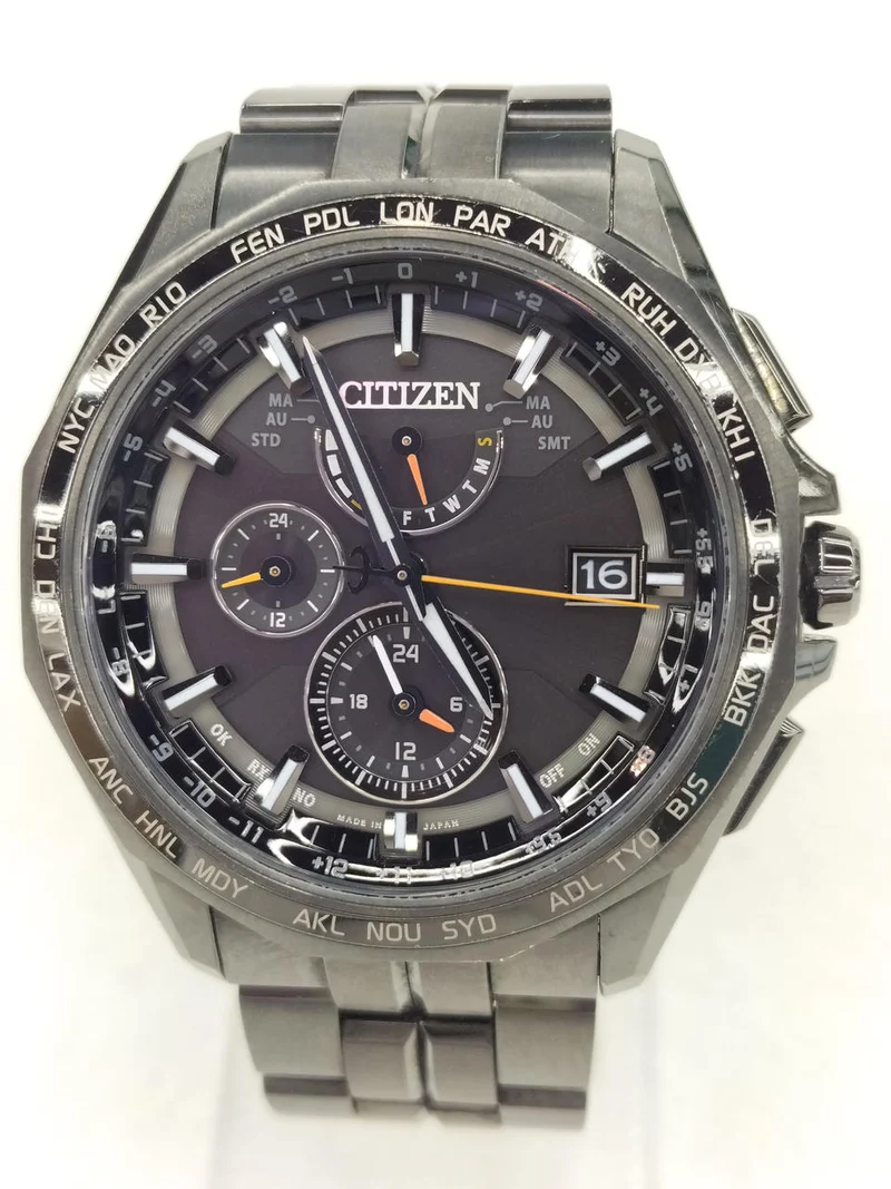 CITIZEN Eco-Drive Funkgesteuerte Uhr H820-T023991