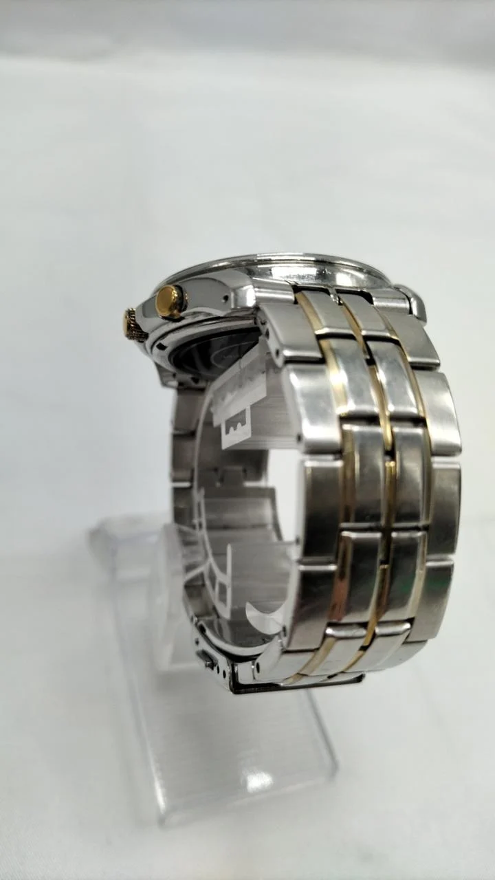 SEIKO Armbanduhr: Funkfernsteuerung Solar