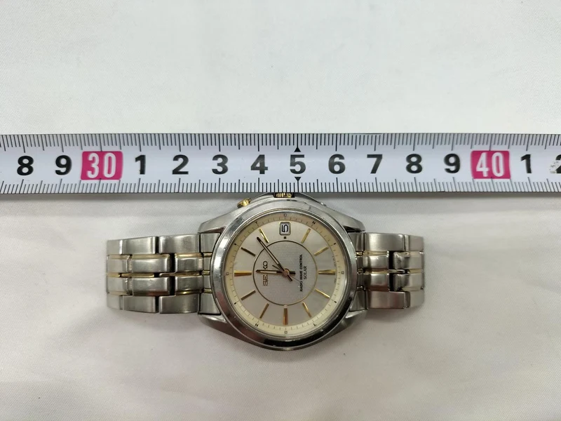 SEIKO Armbanduhr: Funkfernsteuerung Solar