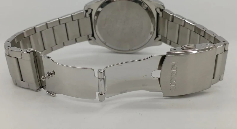 CITIZEN Solar-Armbanduhr AW1525-81L