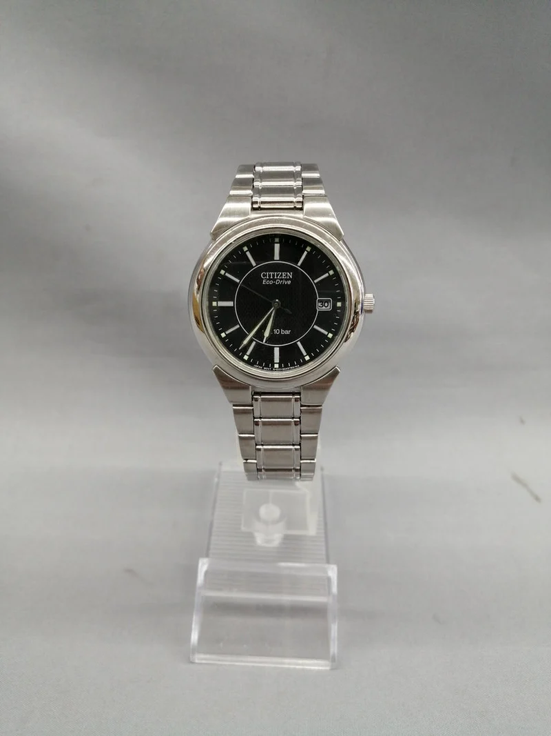 [SCHROTT] CITIZEN Quarz-Armbanduhr E111-S027161