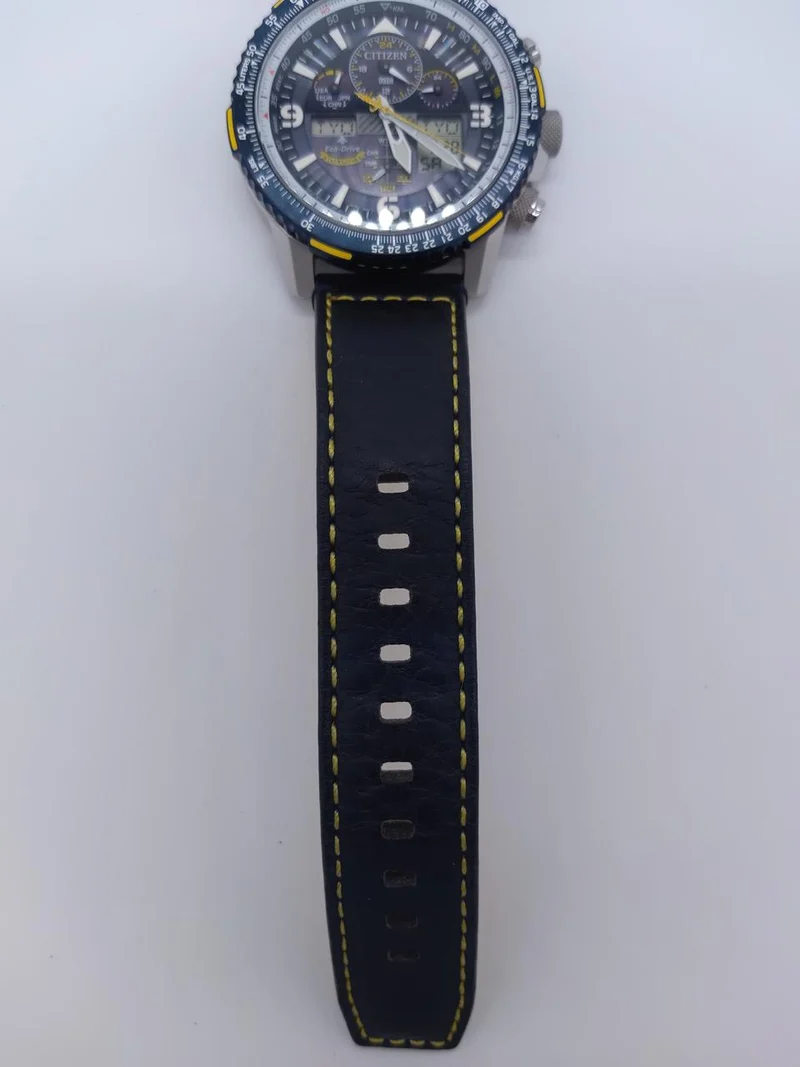 CITIZEN Solar-Funk-Armbanduhr JY8078-01L