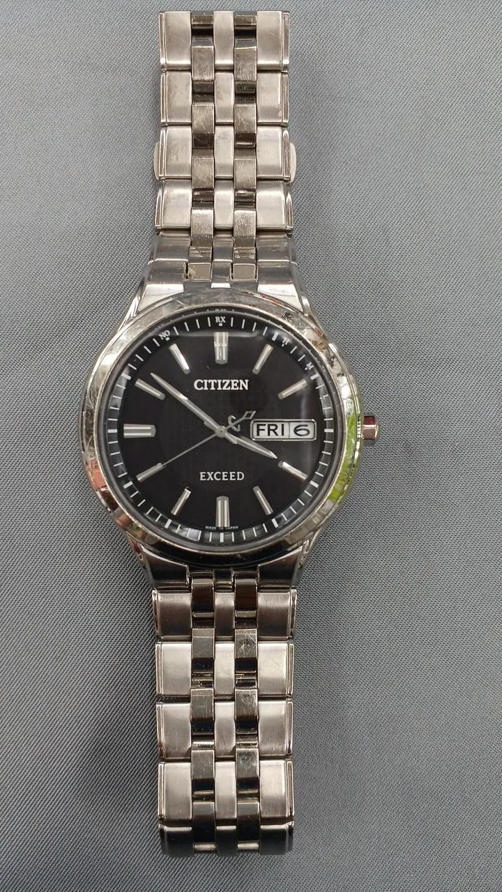 CITIZEN Eco-Drive Funkgesteuerte Uhr H100-T018661