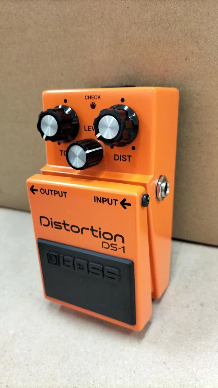 BOSS Effektpedal: DS-1